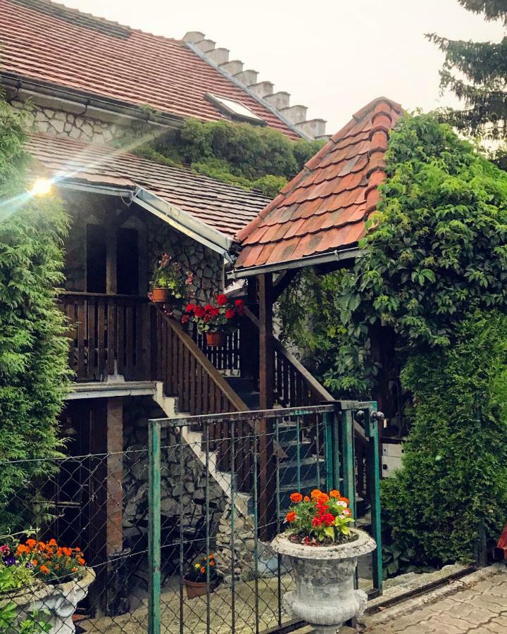 Dworek Adamski Walbrzych Exterior photo